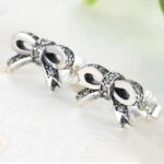Elegant 925 Sterling Silver Sparkling Zirconia Bowknot Stud Earrings