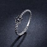 Exquisite 925 Sterling Silver Shell Star Chain Ring - Size 8