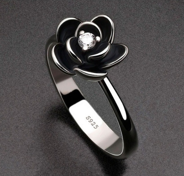 Quality Sterling Silver Plated Black Rose Zirconia Ring