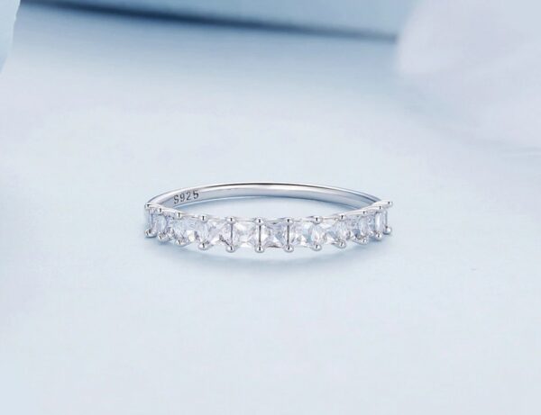 Platinum 925 Sterling Silver Luxury A5 Zircon Semi-Pave Eternity Ring - Image 3