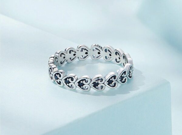 Elegant 925 Sterling Silver 4mm Vintage Hearts Hollow Ring - Image 3