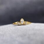 Fine 18K 925 Sterling Silver Elegant Olive Leaves Triple Zirconia Ring