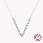 Exquisite 925 Sterling Silver Dazzling Crystal Zirconia V-Style Pendant Choker