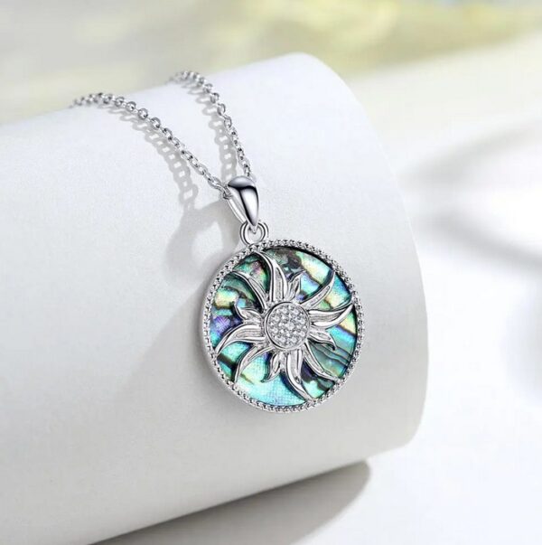 Exquisite 925 Sterling Silver Mother of Pearl Crystal Sunflower Pendant Necklace - Image 2