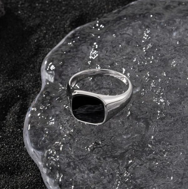 Men’s 925 Sterling Silver 12MM Black Agate Classic Signet Ring - Image 2