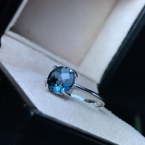 Platinum 925 Sterling Silver 2.73CT Diamond Cut London Blue Topaz Gemstone Ring - Image 4