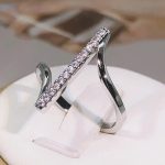 Elegant Sterling Silver Plated Geometric Line Pointer Ring