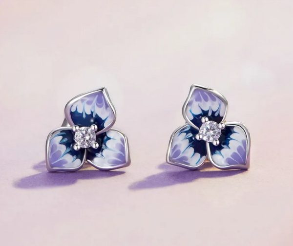 Platinum 925 Sterling Silver Purple Trillium Flower Zircon Stud Earrings