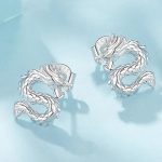 Exquisite 18K 925 Sterling Silver Retro Battle Dragon Stud Earrings