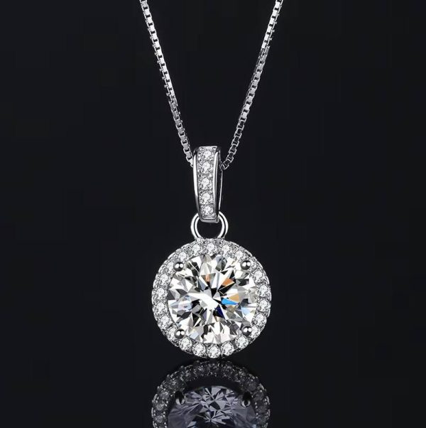 Exquisite 925 Sterling Silver 2CT Dazzling Round Zirconia Pendant Necklace