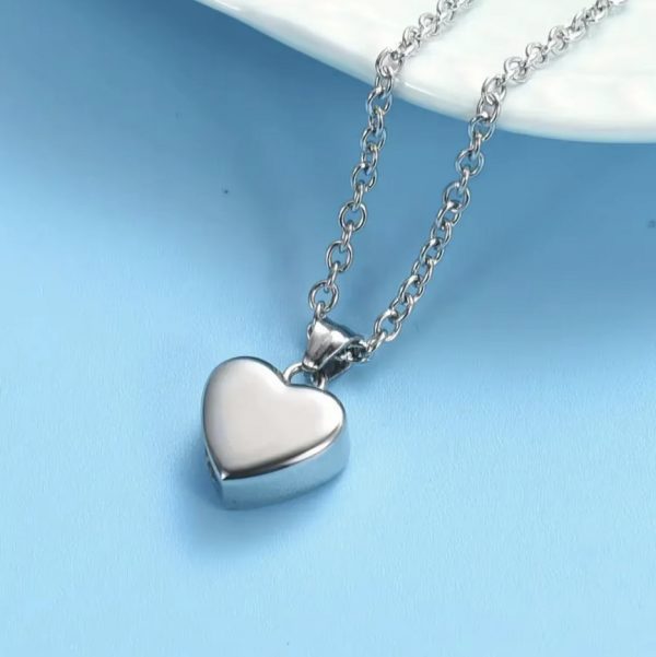 Quality Stainless Steel Cremation Keepsake Glass Heart Pendant Necklace - Image 4