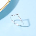 Elegant 925 Sterling Silver V-Style Smooth Wave Ring