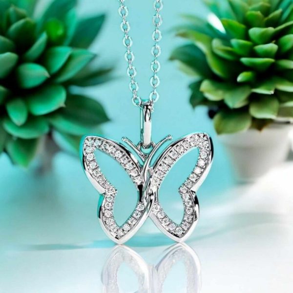 Exquisite 18K 925 Sterling Silver Hollow Moissanite Butterfly Pendant Necklace