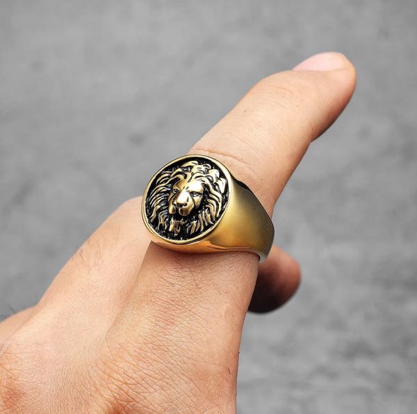 Men's 316L Stainless Steel 3D Lion Head High Polished Round Signet Ring - Image 3