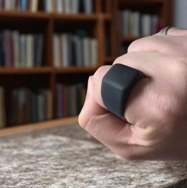 Mens 2CM Chunky Square Casual Style Signet Silicone Ring - Image 2