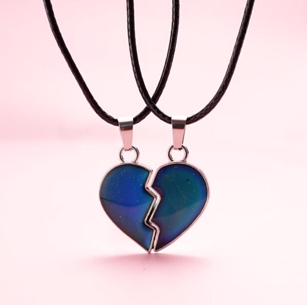 2PC Color Changing Heart Puzzle Temperature Mood Best Friends Pendant Necklace