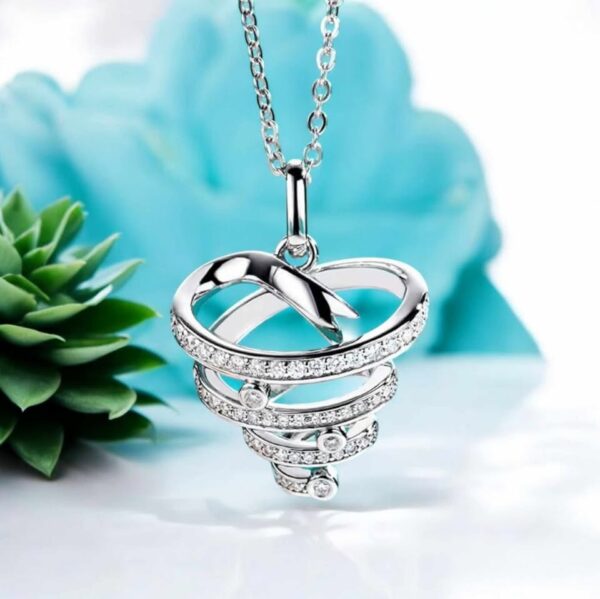 Exquisite 18K 925 Sterling Silver Full Moissanite Tornado Pendant Necklace