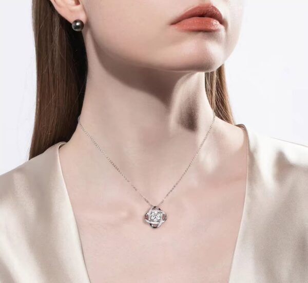 Exquisite 18K 925 Sterling Silver 3CT Full Moissanite Love Knot Pendant Necklace - Image 3