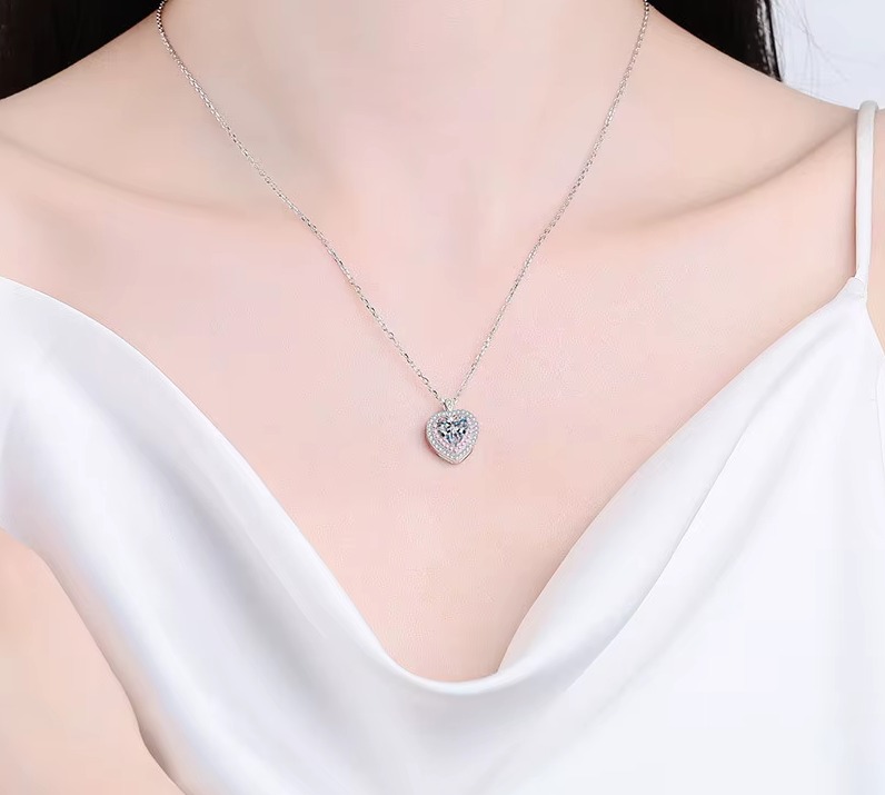 18K 925 Sterling Silver 1CT Heart Cut Moissanite Pink Inlaid Pendant Necklace - Image 2