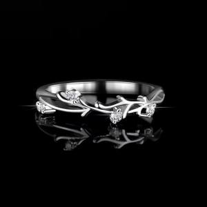 Elegant 18K 925 Sterling Silver Round Cut Moissanite Leaf Ring (Size 5-9)