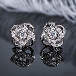 Luxury 14K 925 Sterling Silver 0.6CT Twisted Knot Moissanite Stud Earrings