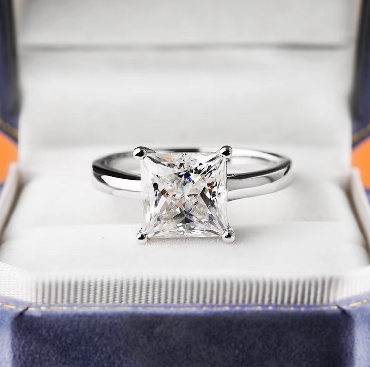 Elegant 925 Sterling Silver 3CT Princess Cut Moissanite Eternity Ring (Size 5-9)