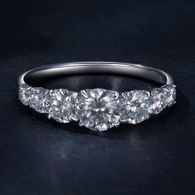 Platinum 925 Sterling Silver 1.4CT Round Cut Full Moissanite Ring (Size 6-10) - Image 5