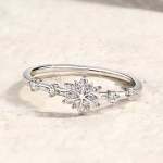 Luxury 18K 925 Sterling Silver Full Moissanite Sparkling Snowflake Ring (4-10)