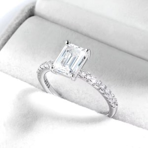 Luxury 18K 925 Sterling Silver 2CT Emerald Cut Dazzling Moissanite Ring (5-9)