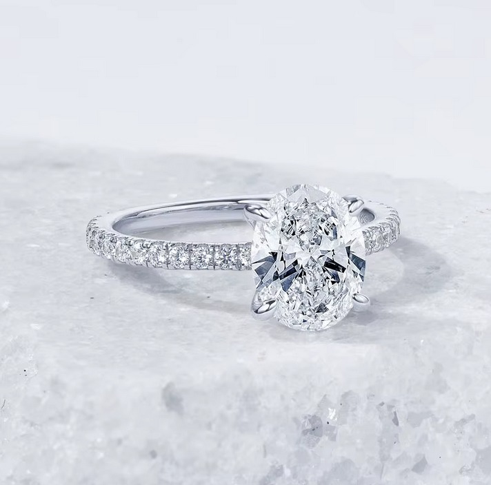 Luscious 18K 925 Sterling Silver 2CT Oval Cut Sparkling Moissanite Ring (5-9)