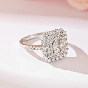 Luxury 18K 925 Sterling Silver Full Moissanite Exquisite Design Ring (Size 5-9)