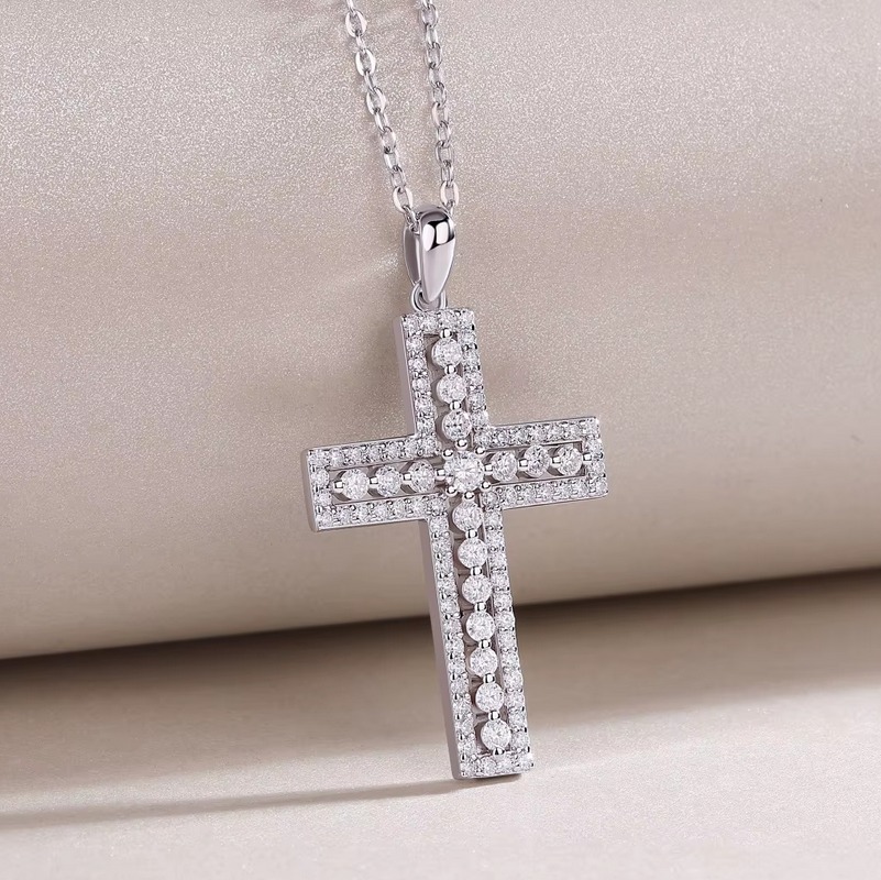 Luxury 18K 925 Sterling Silver Full Moissanite Hollow Cross Pendant Necklace - Image 3