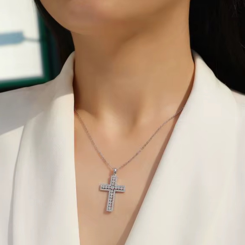 Luxury 18K 925 Sterling Silver Full Moissanite Hollow Cross Pendant Necklace - Image 4