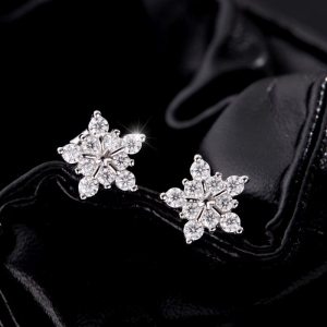 Genuine 925 Sterling Silver Cute Moissanite Snowflakes Dazzling Stud Earrings
