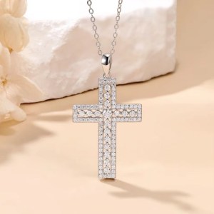 Luxury 18K 925 Sterling Silver Full Moissanite Hollow Cross Pendant Necklace