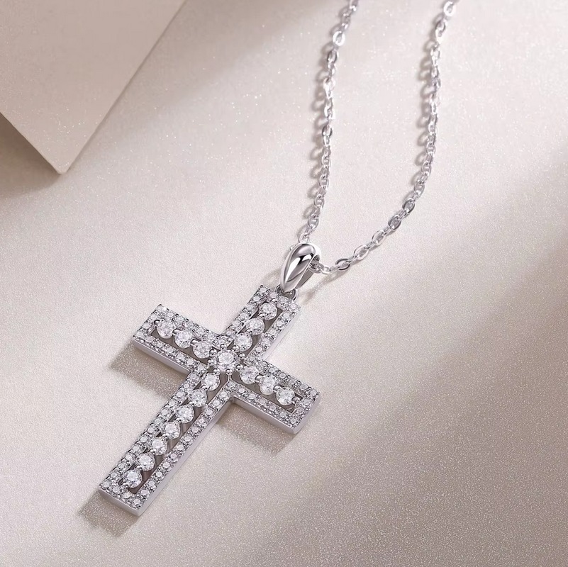 Luxury 18K 925 Sterling Silver Full Moissanite Hollow Cross Pendant Necklace - Image 5