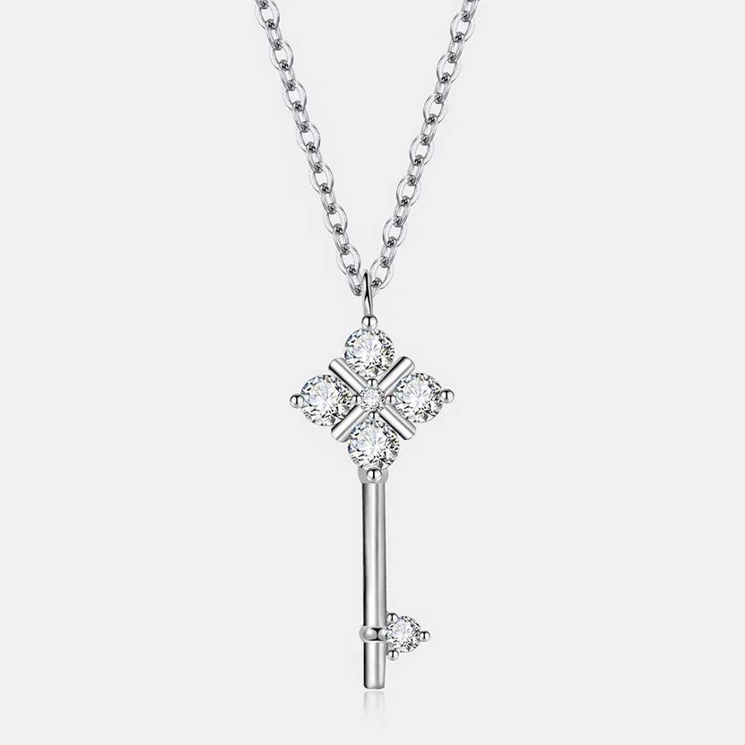 Luxury 925 Sterling Silver Full Moissanite Lovers Key Pendant Choker (17″)