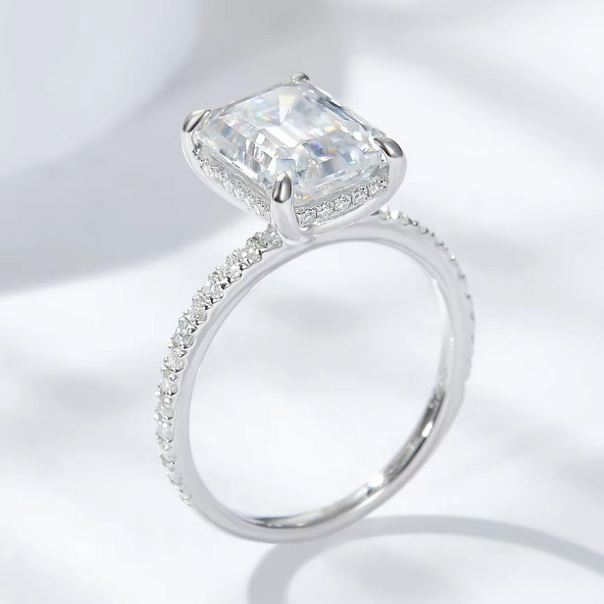 Luxury 925 Sterling Sliver 4CT Emerald Cut Full Moissanite Ring (Size 5-9) - Image 4