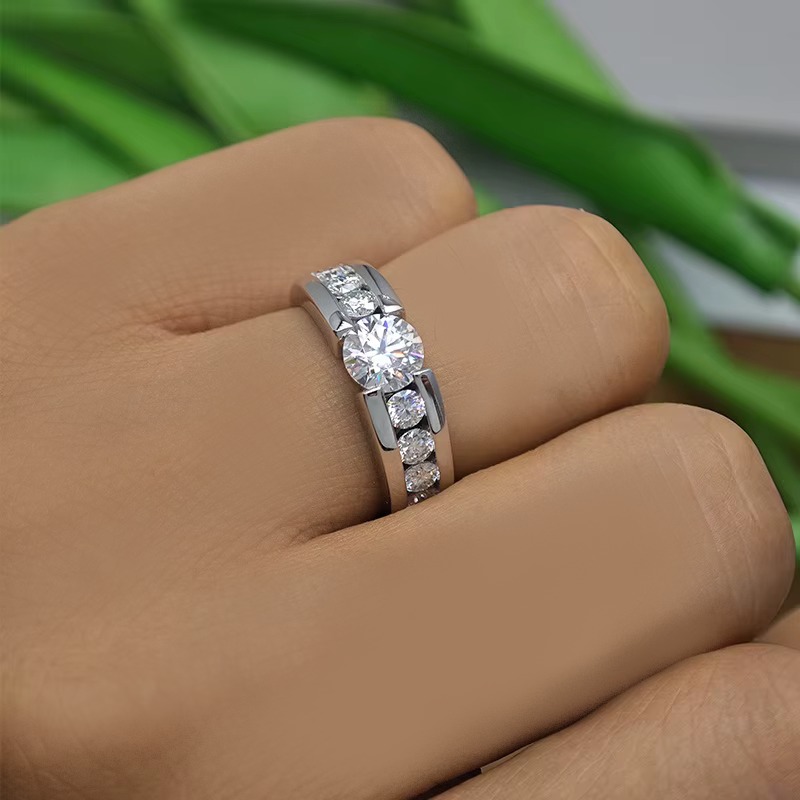 Unisex 18K 925 Sterling Sliver 1.8CT Full Moissanite Luxury Ring (Size 7-11) - Image 4