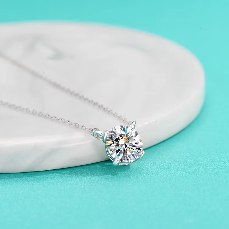 Exquisite 925 Sterling Silver 5CT Sparkling Moissanite Pendant Choker – 17″