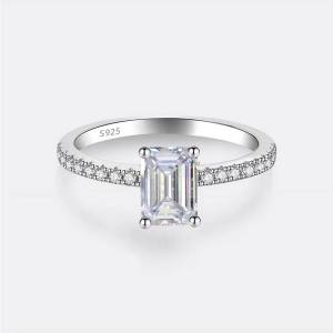 Luxury 925 Sterling Silver 1CT Emerald Cut Dazzling Moissanite Ring (Size 5-9)