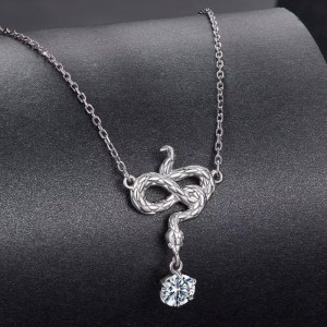 18K 925 Sterling Silver 0.5CT Moissanite Infinity Serpent Pendant Choker (17″)