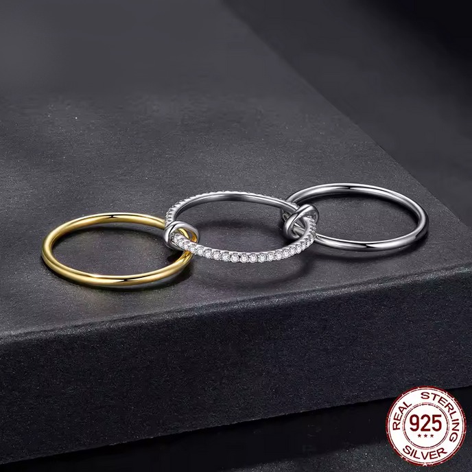 18K 925 Sterling Silver Interlocked Two-Tone 3-Layer Moissanite Ring (Size 5.5-8) - Image 3