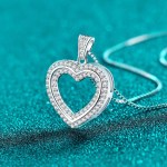 Exquisite 18K 925 Sterling Silver Full Moissanite Halo Heart Pendant Choker (17″)