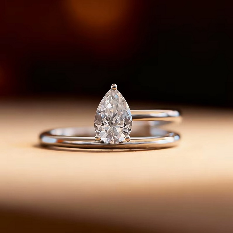 Exquisite 18K 925 Sterling Silver 1CT Pear Cut Moissanite Solitaire Ring (5-9) - Image 2