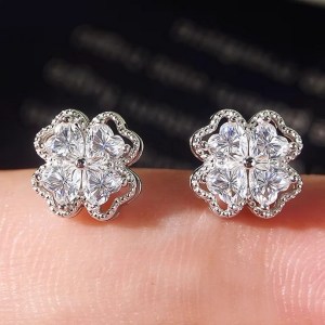Genuine 925 Sterling Silver 0.8CT Heart Cut Full Moissanite Clover Stud Earrings