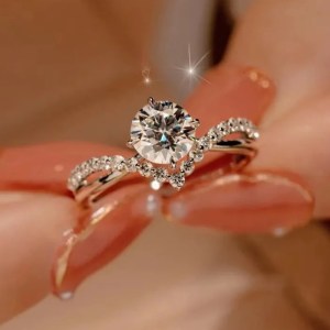 Exquisite 18K 925 Sterling Silver 1CT Moissanite V-Style Design Ring (Size 4-9)