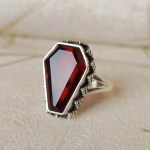 Retro Design Garnet Color Creative Coffin Style Ring (Size 5-9)