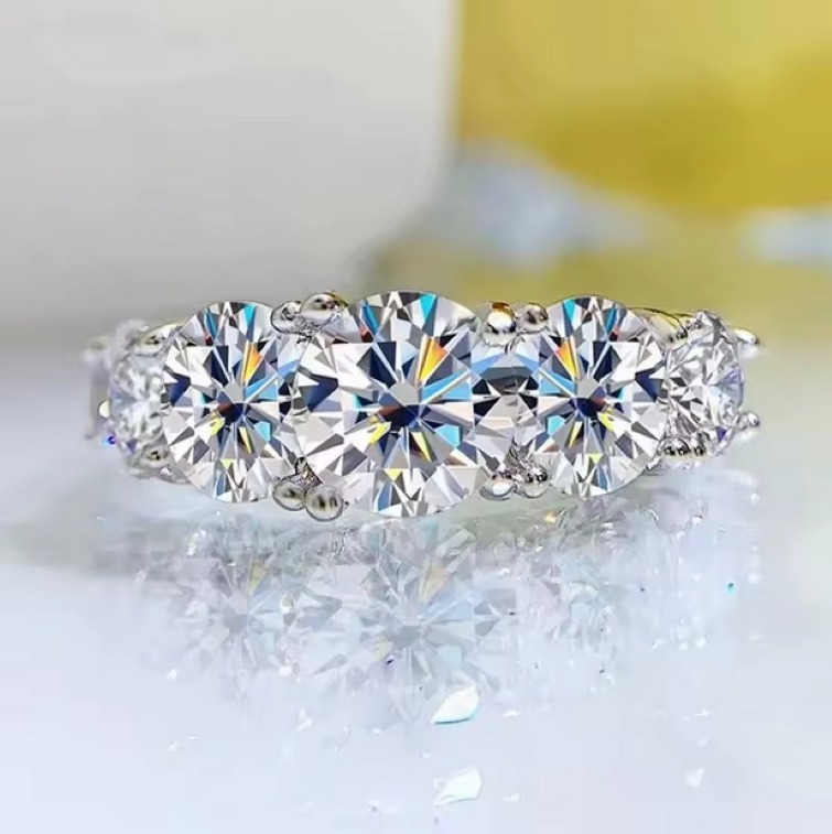 18K 925 Sterling Silver 3.6CT A5 Dazzling Zirconia 5-Stone Ring (Size 4-11)