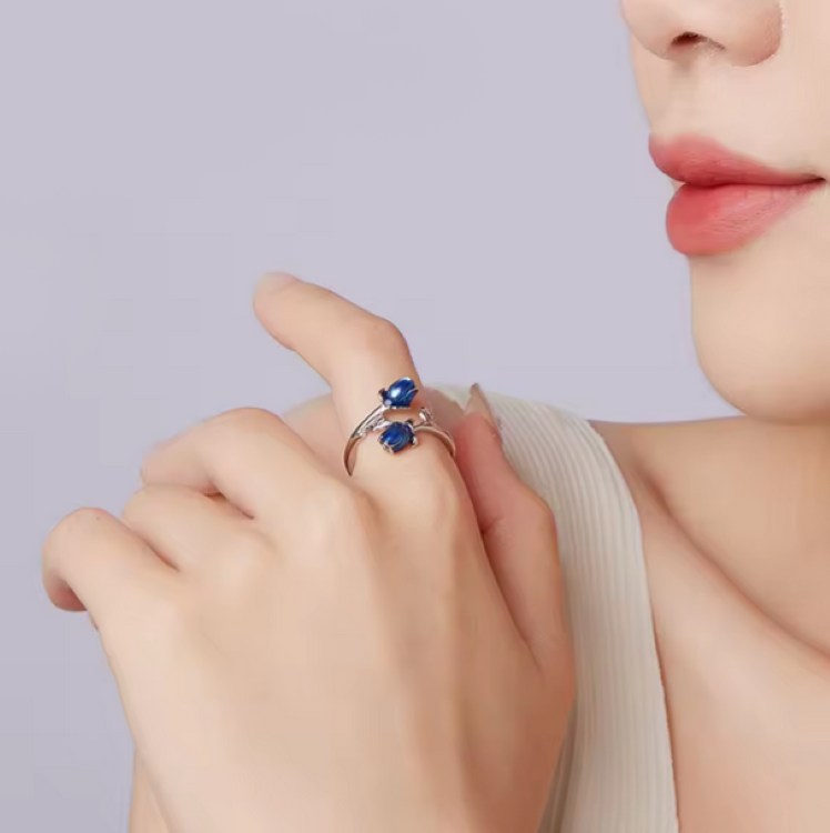 Exquisite 18K 925 Sterling Silver 3D Blue Rose Adjustable Flower Ring (Size 7-9) - Image 2